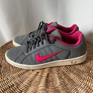 Nike Women’s Court Tradition II ~Pink and Gray Size 8.5
